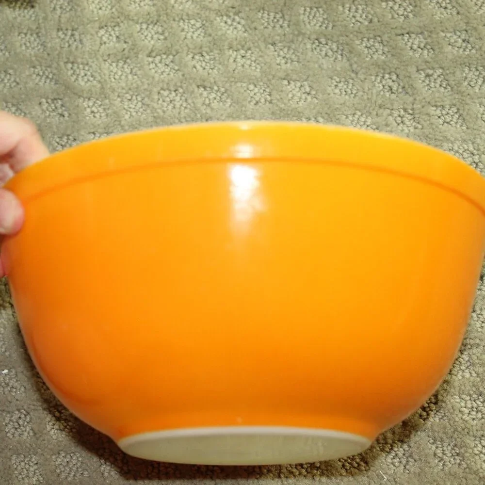 Vintage Pyrex Set Of 4 Mixing Bowls 401 - 404 Citrus Orange Yellow Green Brown